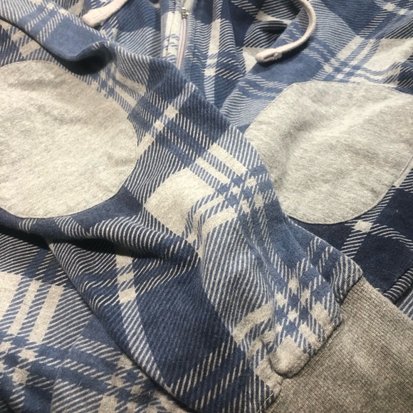 OP full Zip plaid hoodie listing as men’s but looks unisex Large - Picture 3 of 11